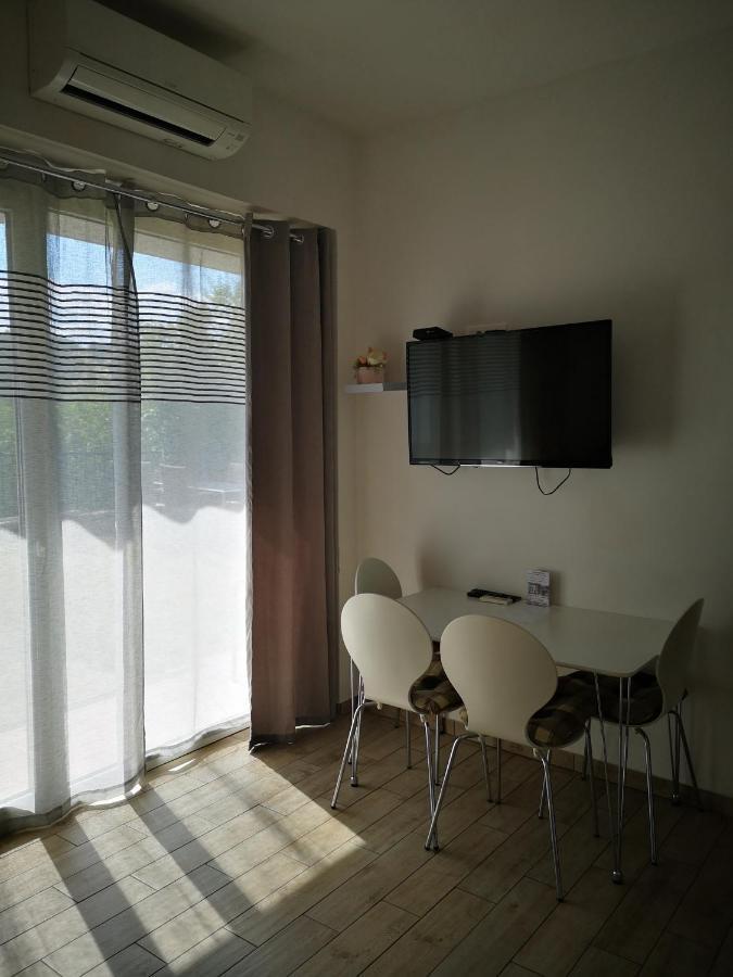 Appartma Katja Gabrovica pri Črnem Kalu Dış mekan fotoğraf